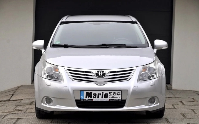 Toyota Avensis cena 31900 przebieg: 195000, rok produkcji 2009 z Kartuzy małe 436